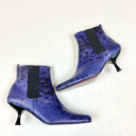 Martinez Valero Square Toe Heeled Booties - Picture 2 of 12